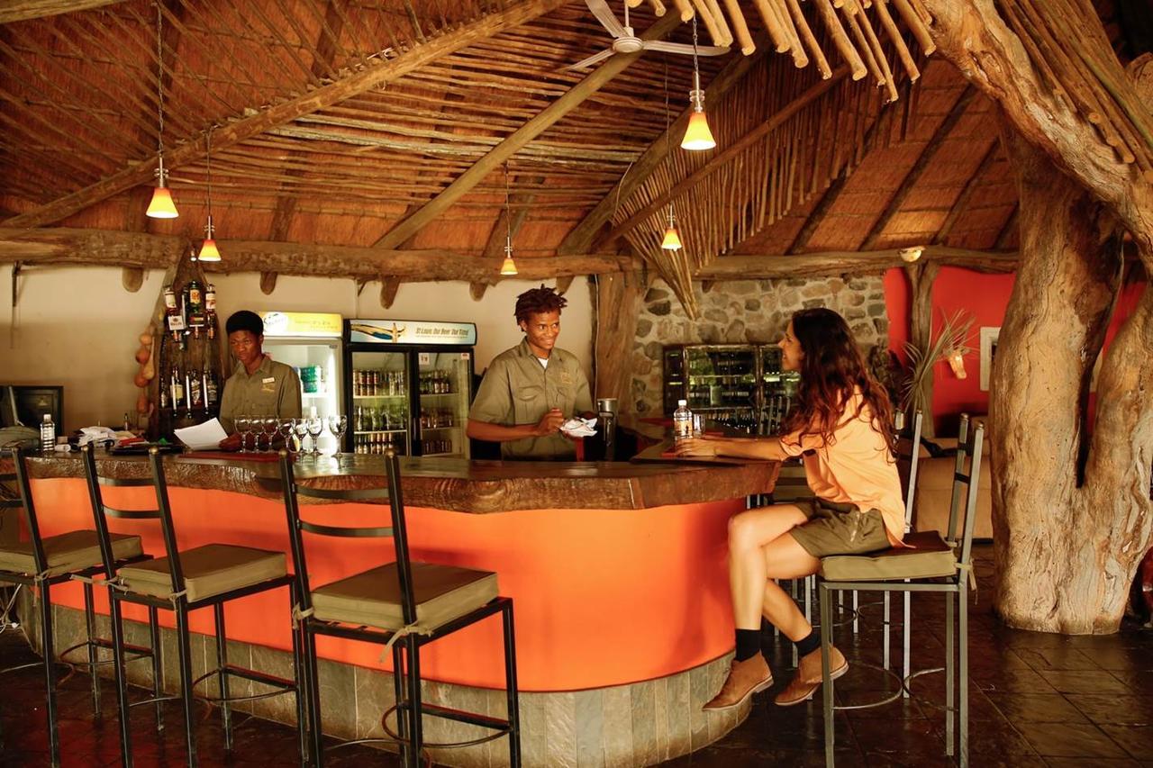 Thamalakane River Lodge マウン エクステリア 写真