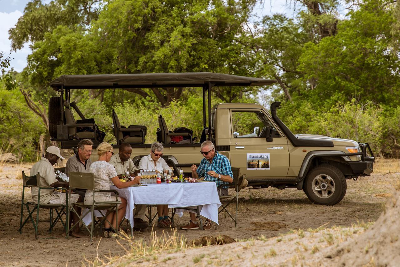 Thamalakane River Lodge マウン エクステリア 写真